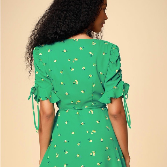 Lulus green wrap dress - Picture 4 of 8